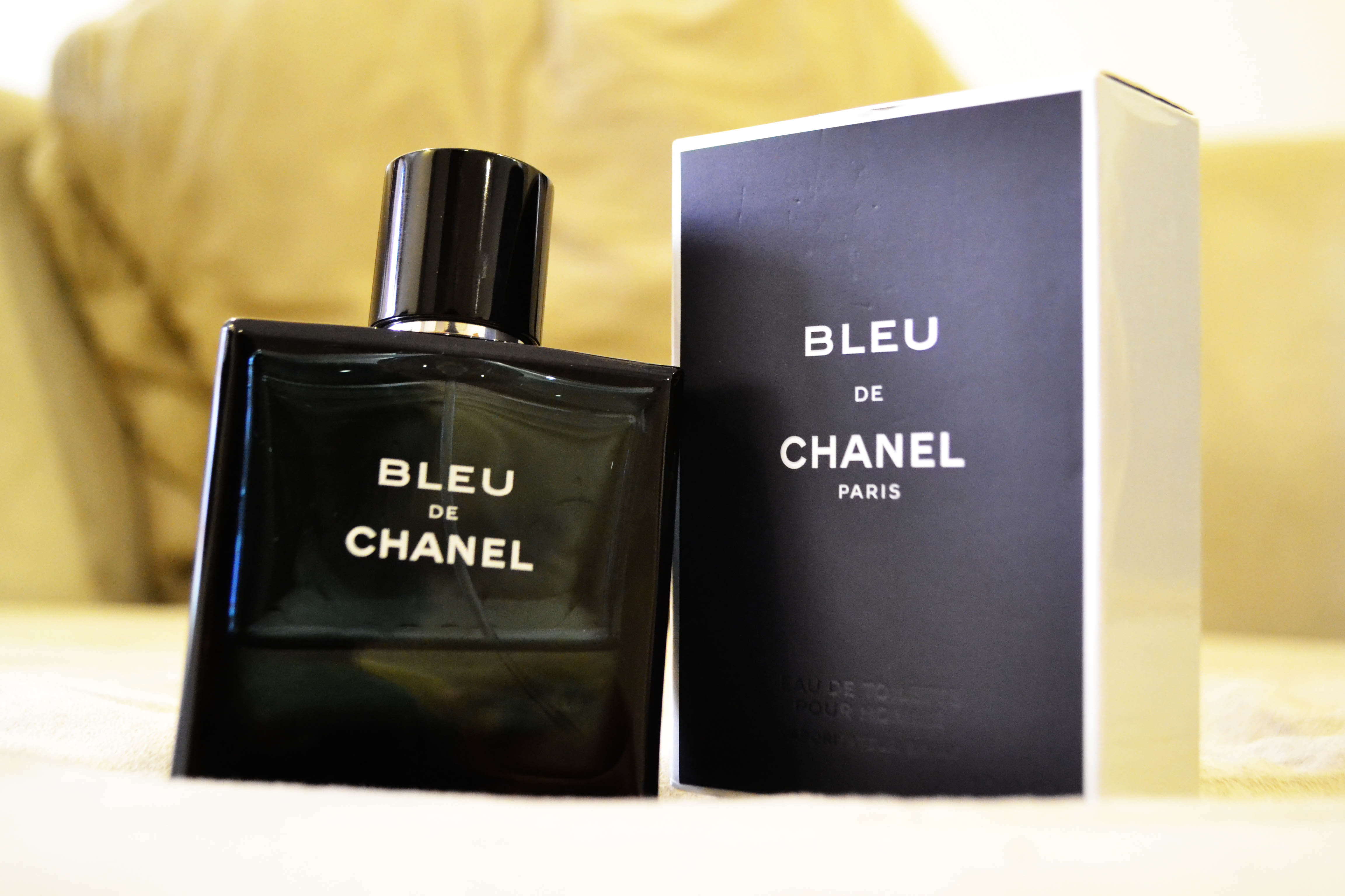 Блюда шанель мужские. Chanel bleu de Chanel 50 мл. Chanel bleu de Chanel EDT 100ml. Шанель Блю де Шанель мужские 50 мл. Bleu de Chanel мужские 50ml.